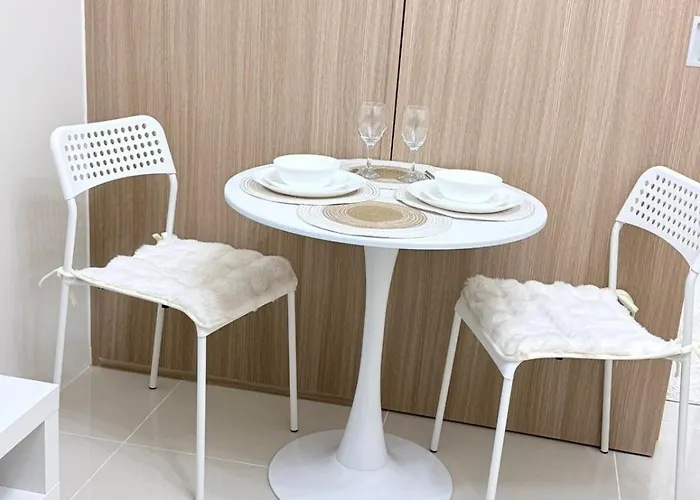Casa Amarah At Breeze Residences Pasay Apartahotel 4*