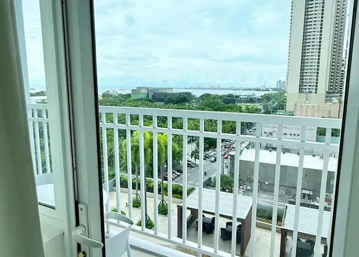 Apartahotel Casa Amarah At Breeze Residences Pasay