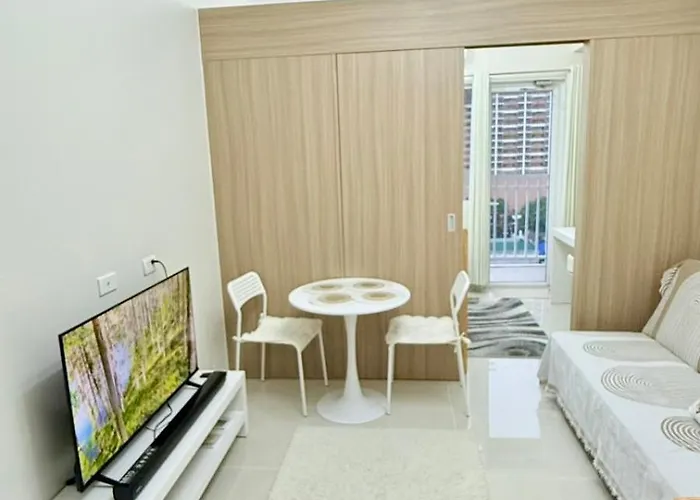Apartahotel Casa Amarah At Breeze Residences Pasay Manila