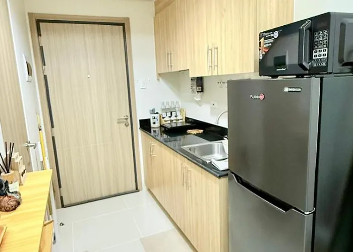Casa Amarah At Breeze Residences Pasay 4*